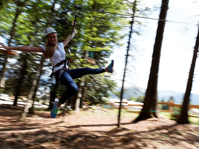 Kanopeo continuous belay system saferoller high ropes course